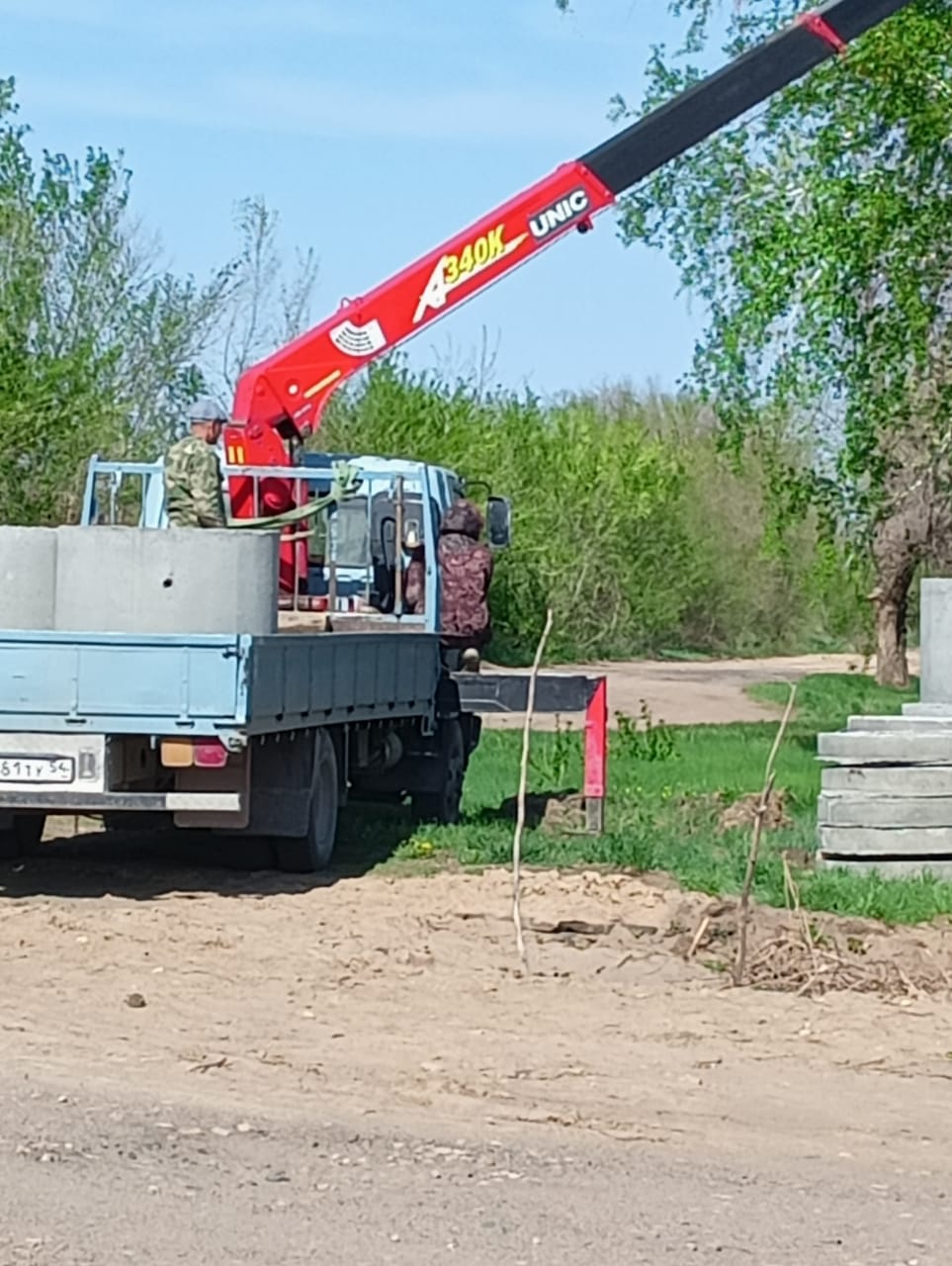 18.05.2023 г. Подготовка ремонта водопровода по адресу: с. Красноярское, ул. Советская, с дом № 32, кв. 1 по дом № 48, кв. 2.